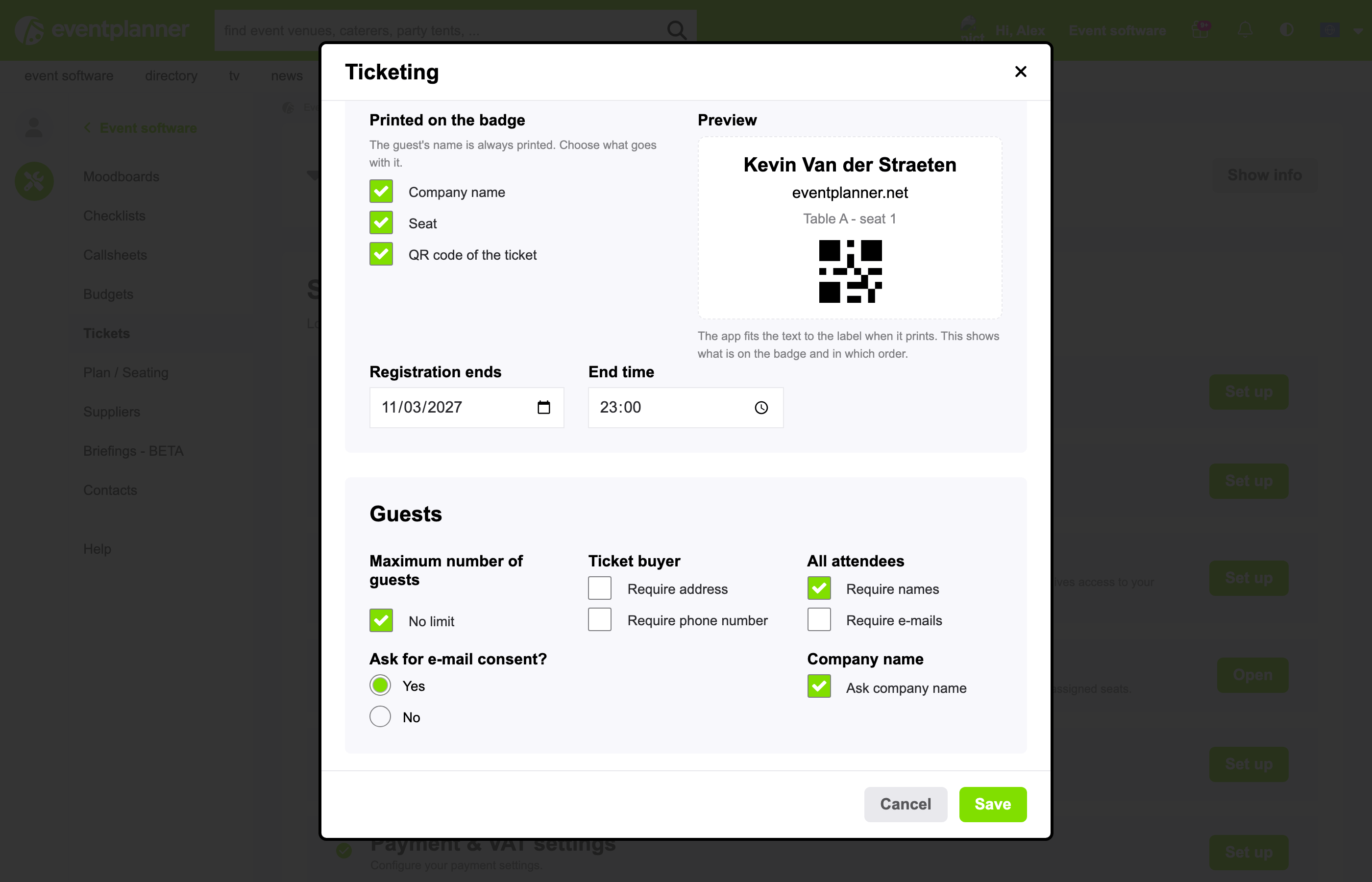 Badge printing options with a live preview, the registration deadline and the guest settings