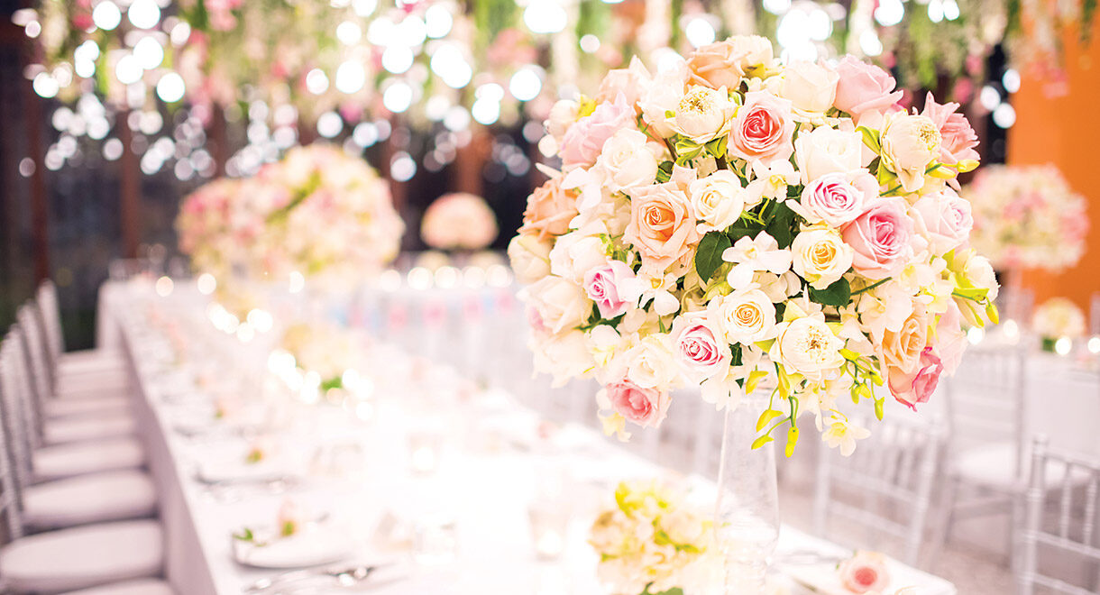 How to organise a wedding: Tips, Checklists, Wedding Planners, Wedding Venues,