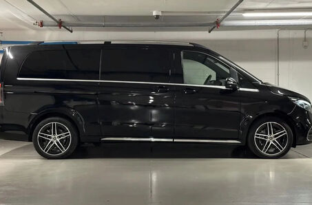 Stays and Rides GmbH