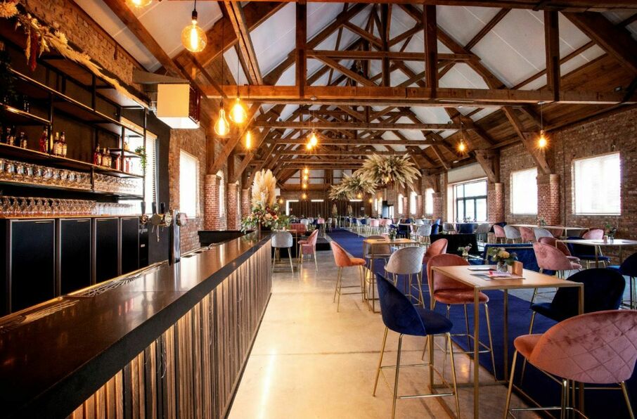 De Commanderie Reviews. Quote. Booking.