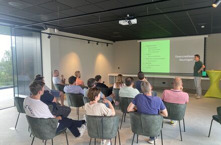 Juli 2025: iGenia doet bedrijfspresentatie met hun team - Foto 1