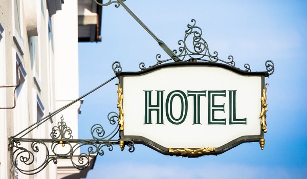 Smart Hotel Bookings Can Save Hundreds of Euros Smart Hotel Bookings Can Save Hundreds of Euros
