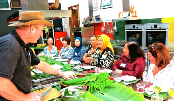 Events in Singapore: mix of tradition and innovation Events in Singapore: mix of tradition and innovation