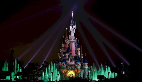 Disneyland Celebrates 'Earth month' with a Projection on the Sleeping Beauty Castle Disneyland Celebrates 'Earth month' with a Projection on the Sleeping Beauty Castle