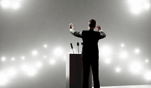 How to Communicate Efficiently with Guest Speakers at Events How to Communicate Efficiently with Guest Speakers at Events